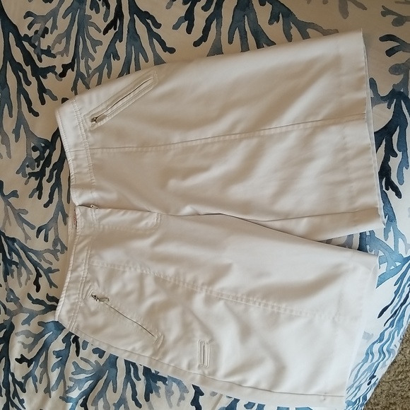 Izod white golf shorts sz 6 - Picture 5 of 5
